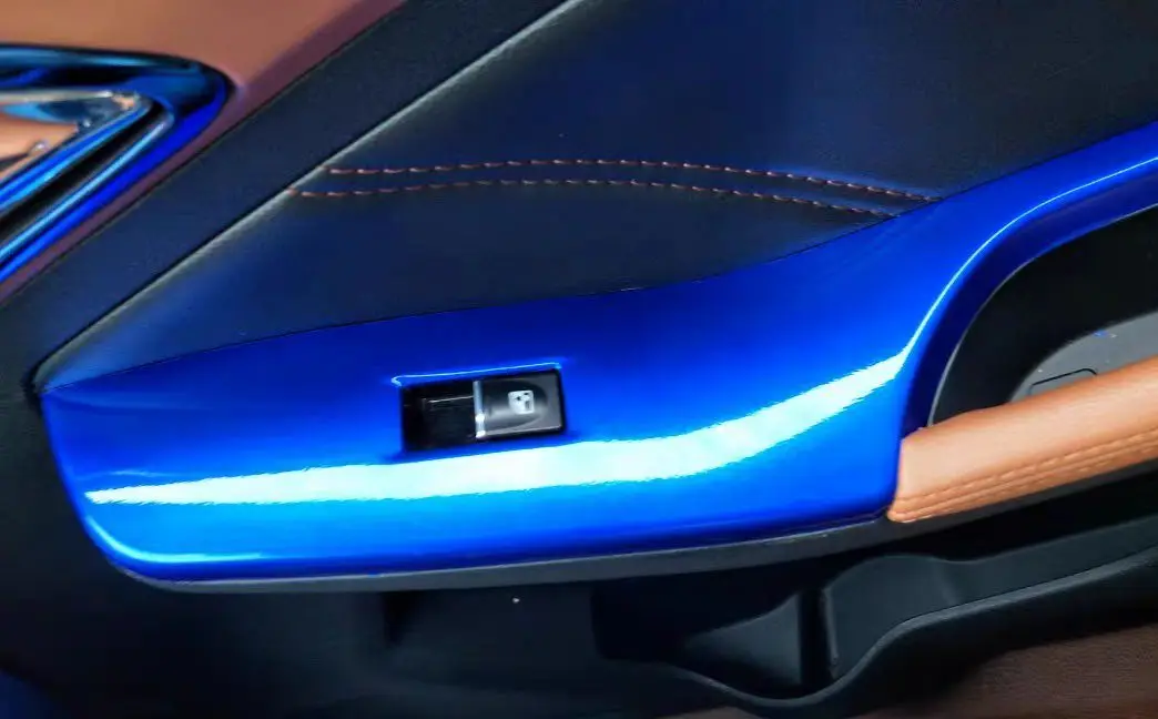 Candy Blue Glossy Metallic Vinyl Wrap Film Car Wrapping Foil Car Sticker Sheet For Motor Computer Vehicle Bike