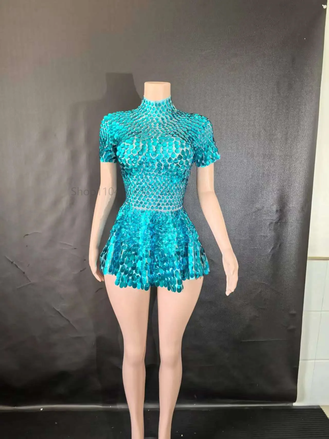 

Sexy Nightclub Leotard Shining Lovely SequinsMini Dress Costume Celebrate RhinestoneBodysuit Birthday Silver Dresses