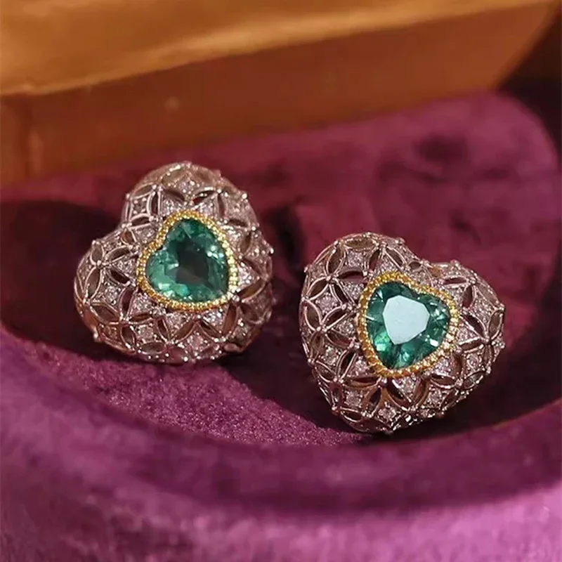 Huitan Aesthetic Heart Stud Earrings with Green Cubic Zirconia Fashion Novel Accessories for Engagement Luxury Elegant Jewelry