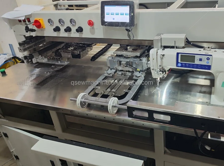 QS-120MT Single Nee dle أداة ضبط الجيب الأوتوماتيكية خالية من الحديد قميص تي شيرت الجينز جيب ربط ماكينة خياطة صناعية