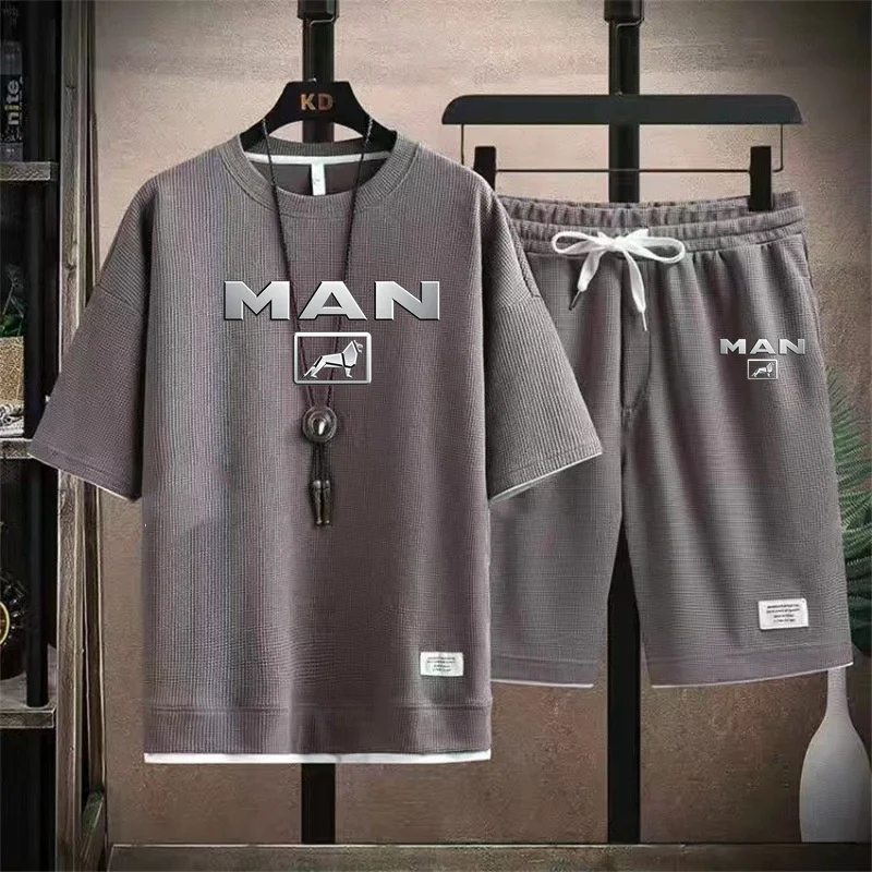 Chándal de dos piezas para hombre, Conjunto de camiseta y pantalones cortos con logotipo de camión, traje deportivo transpirable a la moda, novedad