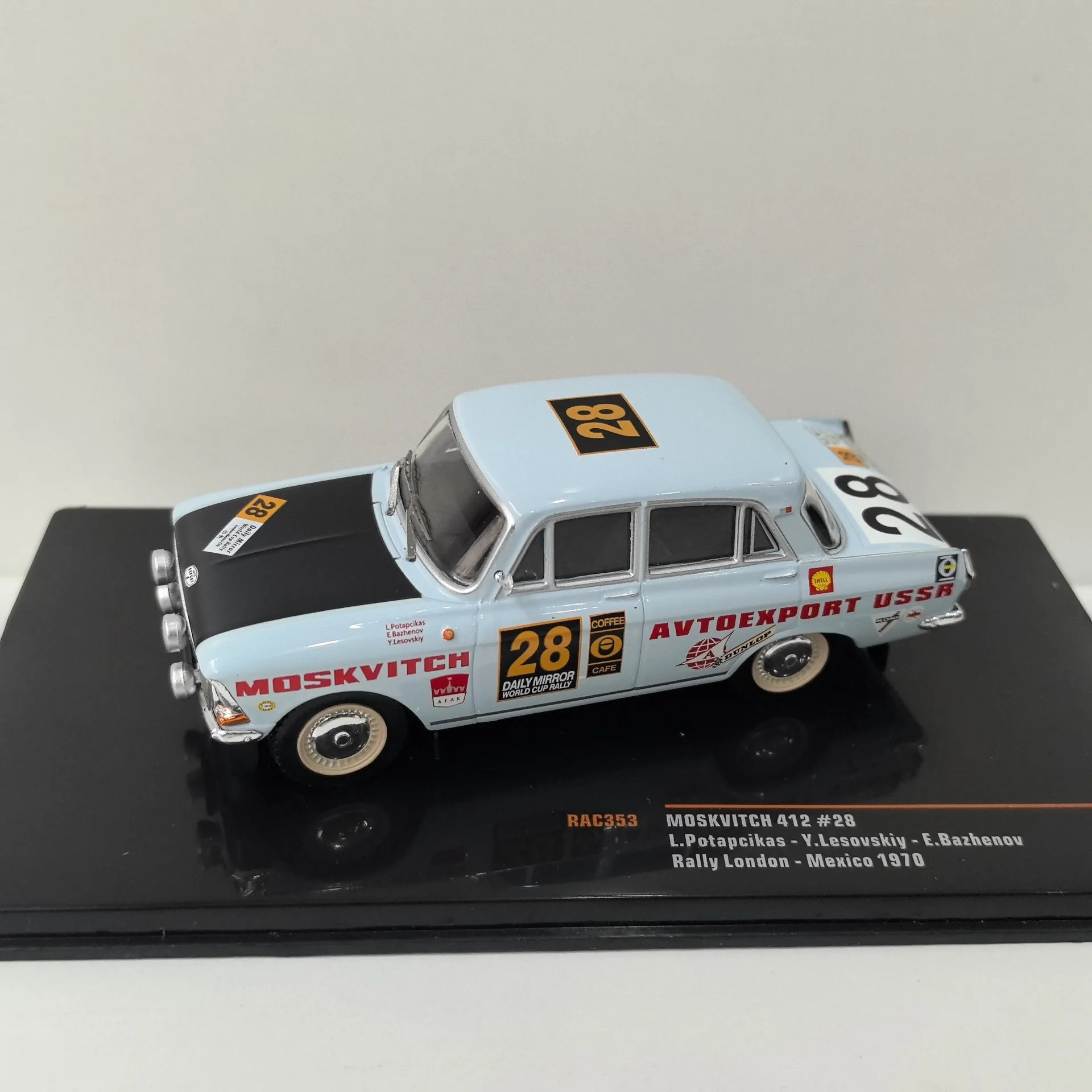 

Diecast IXO 1:43 Scale MOSKVITCH 412 #28 1970 Alloy Car Model Collectible Toy Gift Souvenir Display Ornament