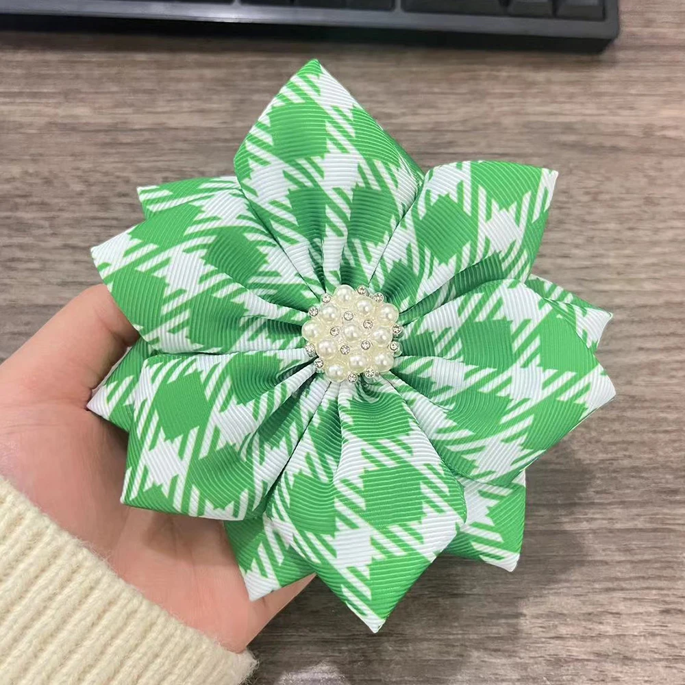 LINKS green & white Plaid Grosgrain Ribbon Flower Brooch