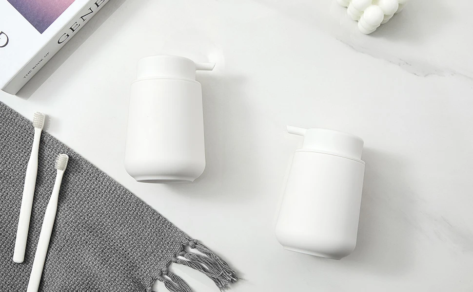 Mattschwarzer flüssiger Handseifenspender aus Kunststoff, 11 Unzen – moderner, minimalistischer Stil für Badezimmer- und Küchenarbeitsplatte, nachfüllbar – Detail 8