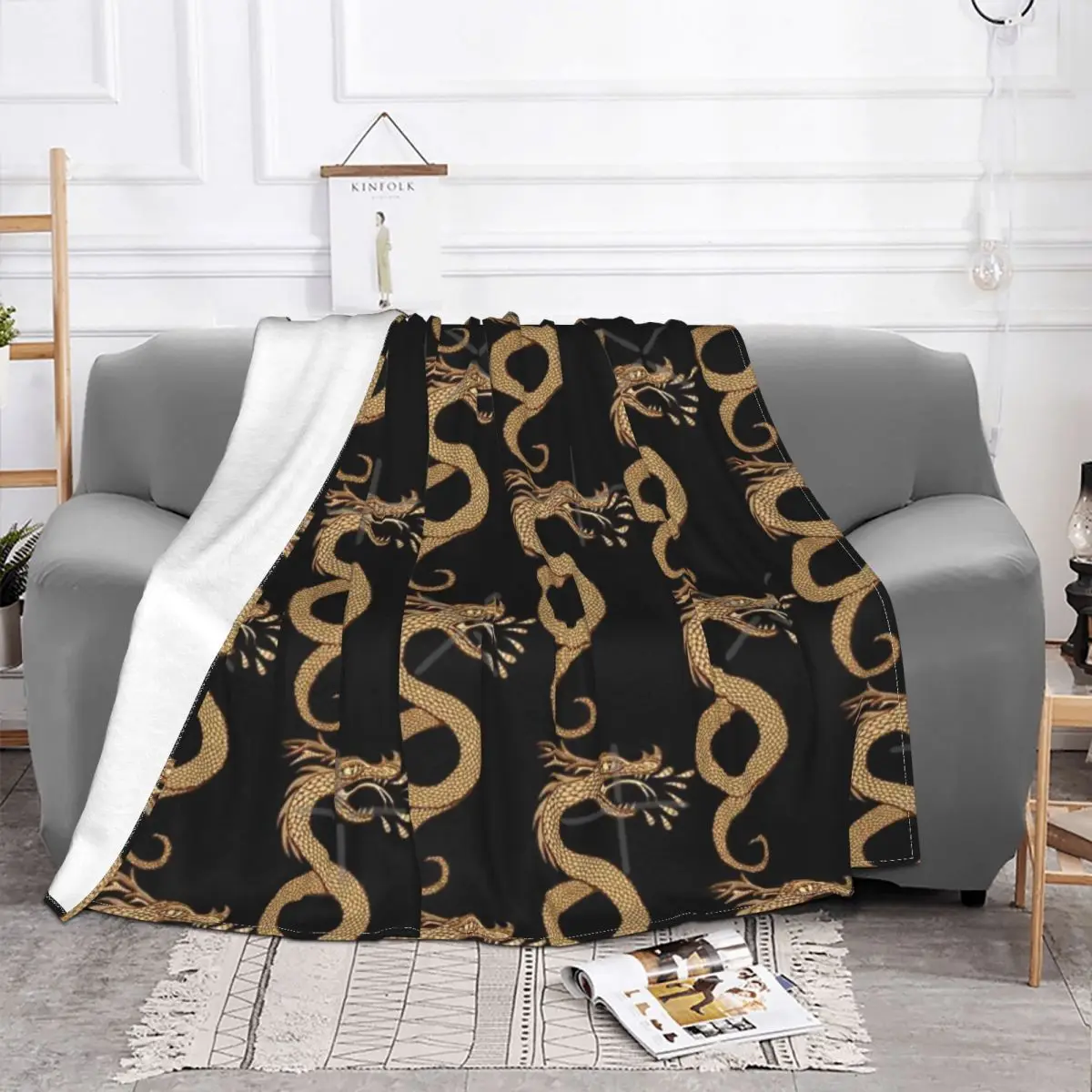 Horned Snake Four Seasons Universal Blanket Travel Can Be Covered Mother's Day Gift