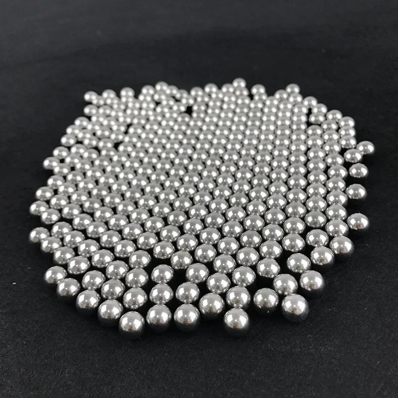 Standard 6mm High Carbon Steel Ball Bullets Are Powerful and Suitable for Outdoor Shooting Bullets of G17 Alloy Toy Guns.