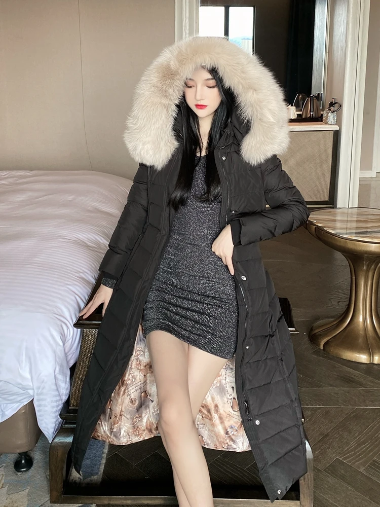 

Корейское длинное приталенное пуховое пальто для женщин, до колен, с большим меховым воротником, роскошное, легкое, на пуху, зимнее