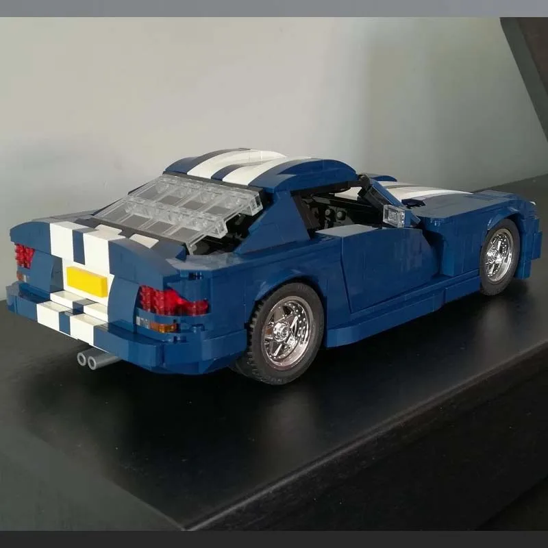 1215 stks Film Supercar GTS Blauw Rood Dubbele Versie Montage Stiksels Bouwsteen Model Kinderen Verjaardag Speelgoed Cadeau