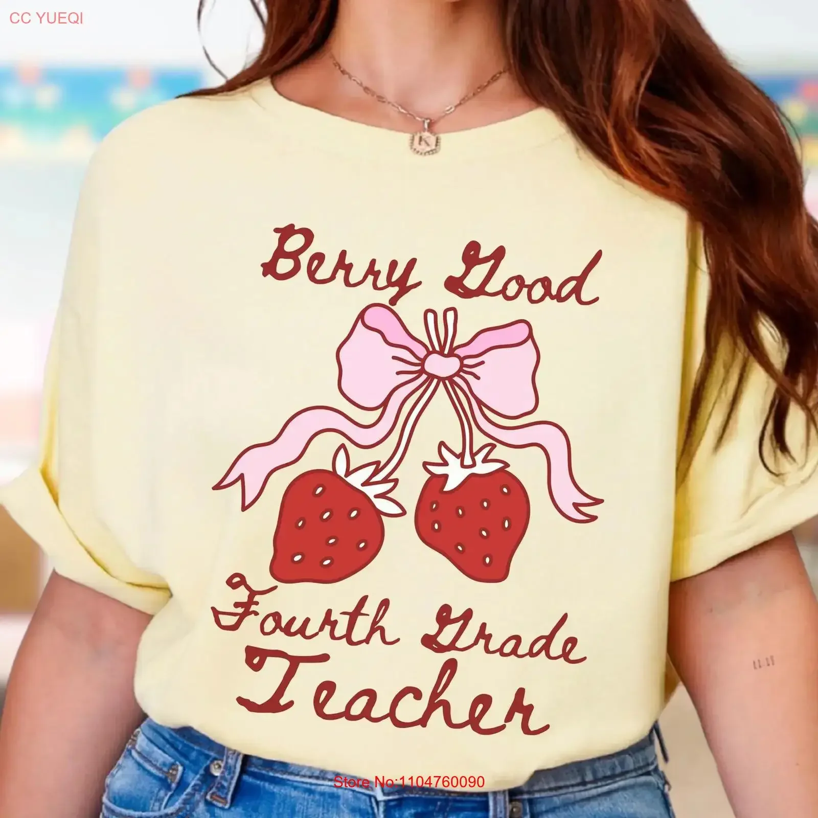 Coquette Strawberries Teacher T Shirt Back to School Fourth Grade Retro Berry Sweet Appreciation vintage Washed homme graphic