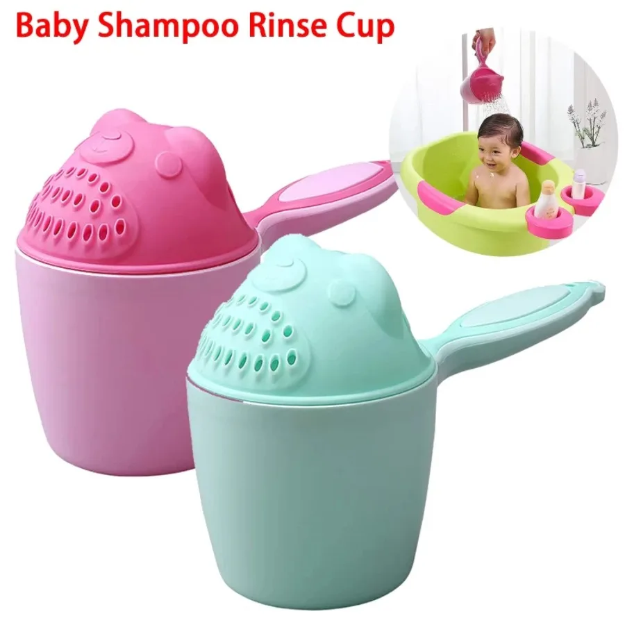

1PC Baby Cartoon Bear Bathing Cup Newborn Kid Shower Shampoo Cup Bailer Baby Shower Water Spoon Bath Wash Cups for 2 Colors
