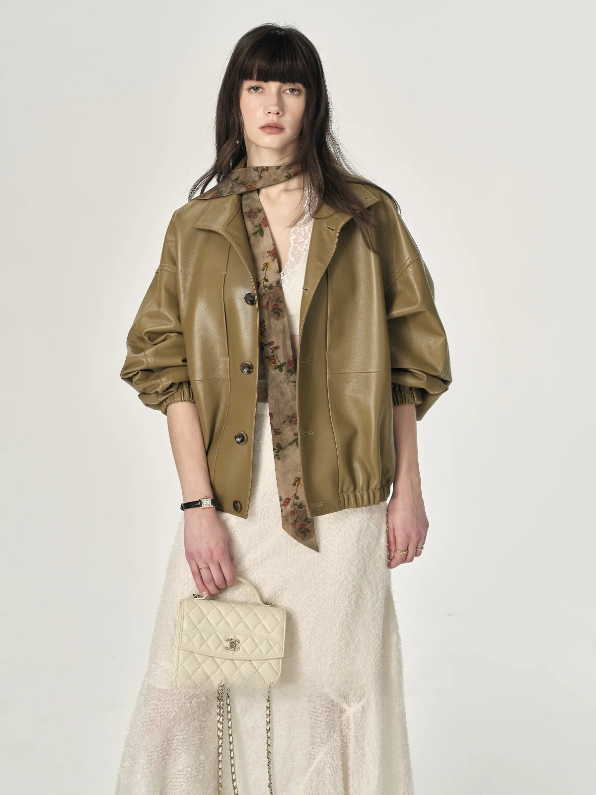 

Bergamot Green Leather Jacket Sheepskin Collar Medium Length Sleeve Long Spring Fashion SOUNDSAROUND Wilderness Walk Style