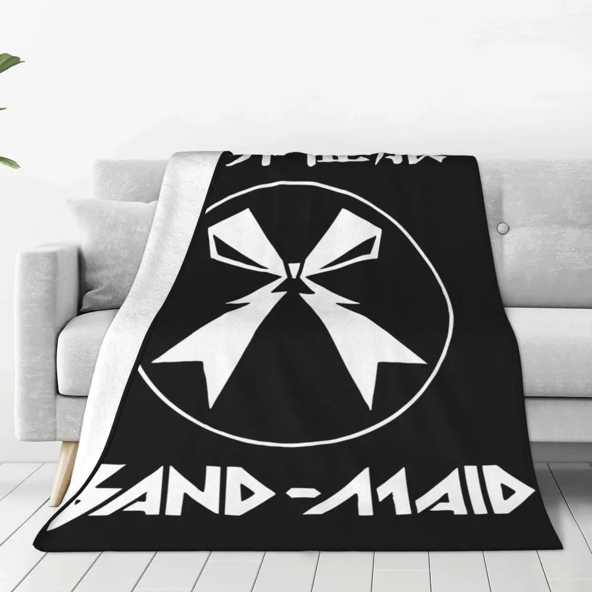 Band Maid Heavy Metal Pop Flannel Blankets Novelty Throw Blankets for Home Hotel Sofa 125*100cm