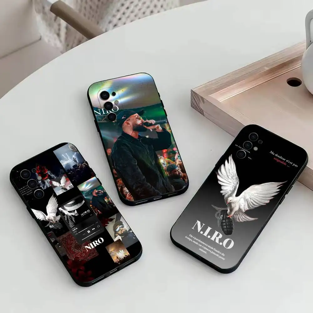 Singer N-NIRO  Phone Case Black Silicone Soft For Samsung S25,S24,S21,S22,S23,S30,Ultra,S20,Plus,Fe,Lite