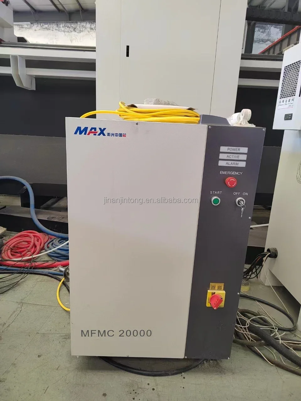 Source laser à fibre MAX pour générateur de découpe, technologie unique CW pour machine de découpe de métal CNC, 3000W, 1500W, 2000W, 3000W