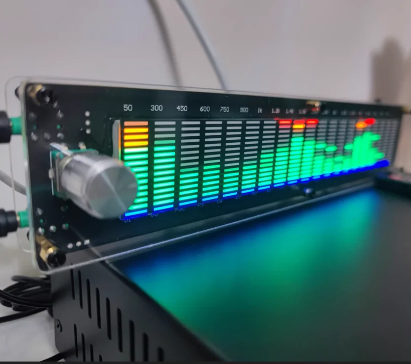 LED2015 Music Spectrum Level Lamp Multi-mode DSP Equalizer EQ Voice Controlled Pickup Lamp