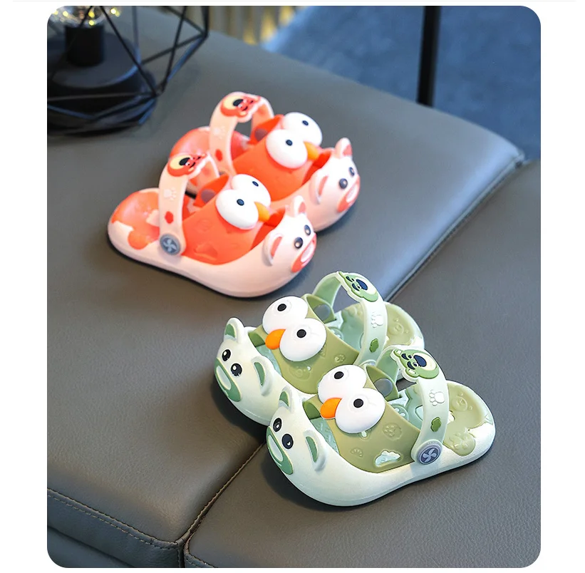 

Children's Cave Shoes Soft Bottom Non-slip Waterproof Slippers That Girls EVA Inside and Outside Wear Cartoon Beach Shoes