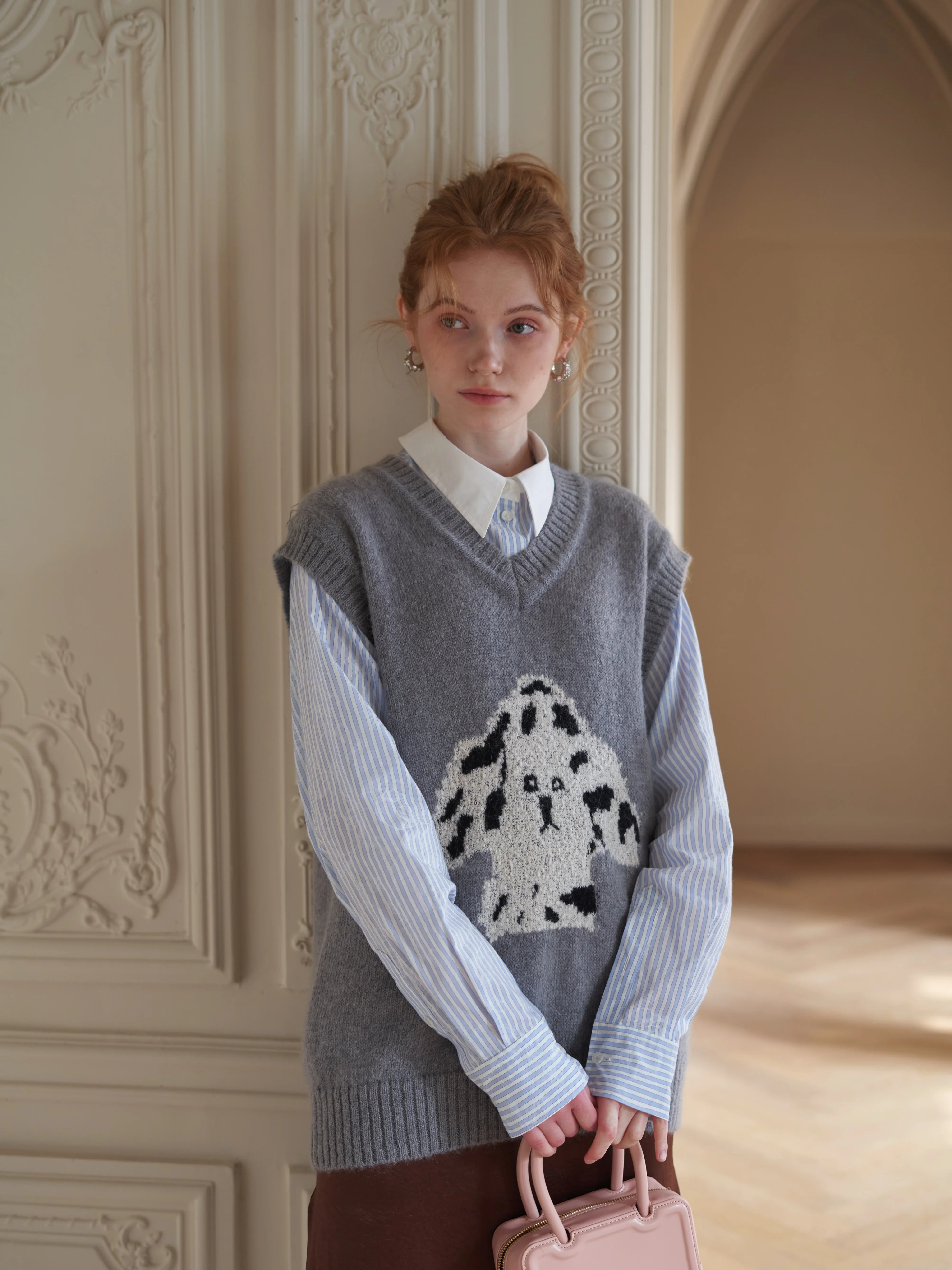 

Loose V-Neck Knitted Woolen Vest Beautiful Sheepdog Design Sleeveless Overhead Women's Fashionable Commute Style
