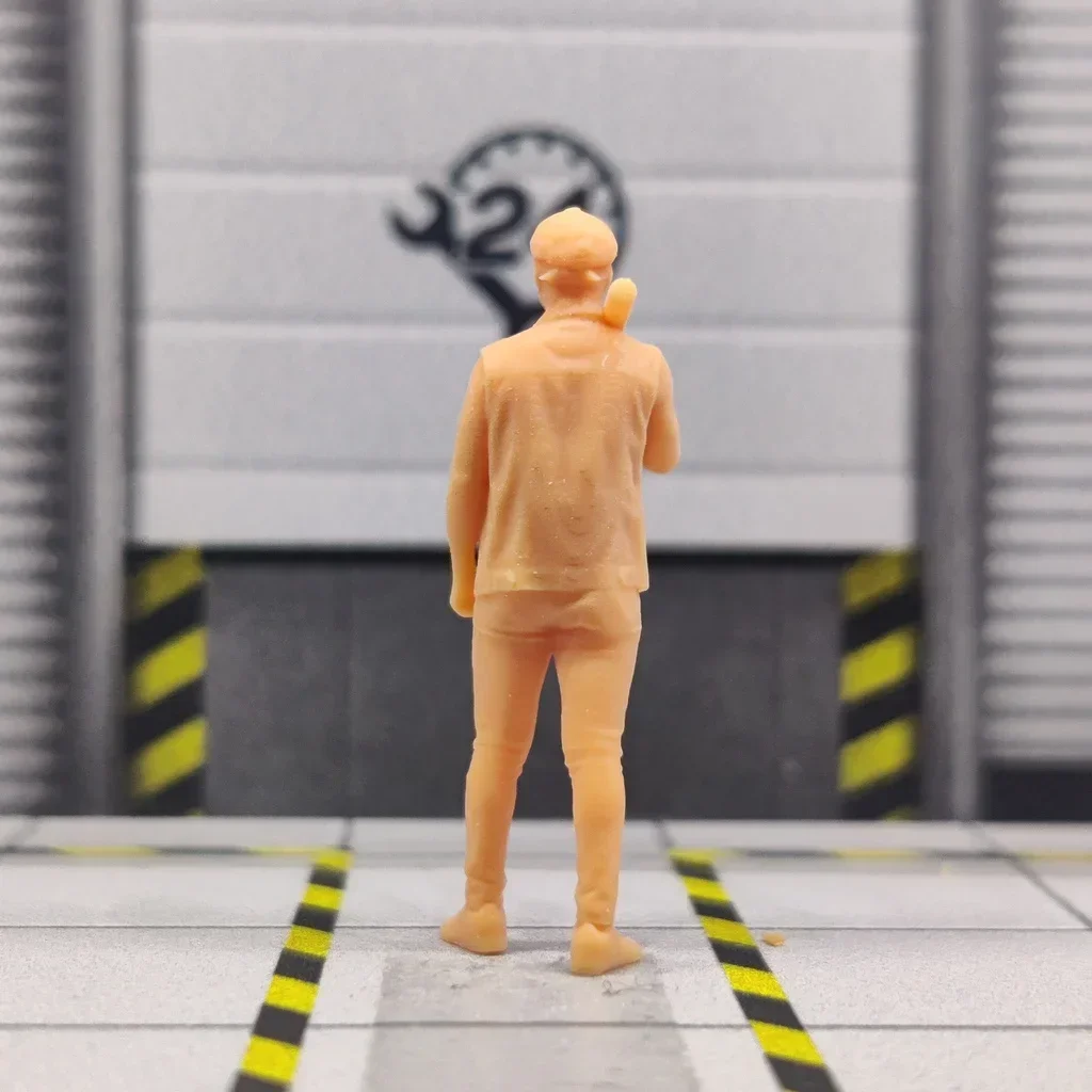 1/64 1/43 Scale Model Resin Little Gangster with Stick on His Shoulder Uncolored Miniature Diorama Hand-painted S515