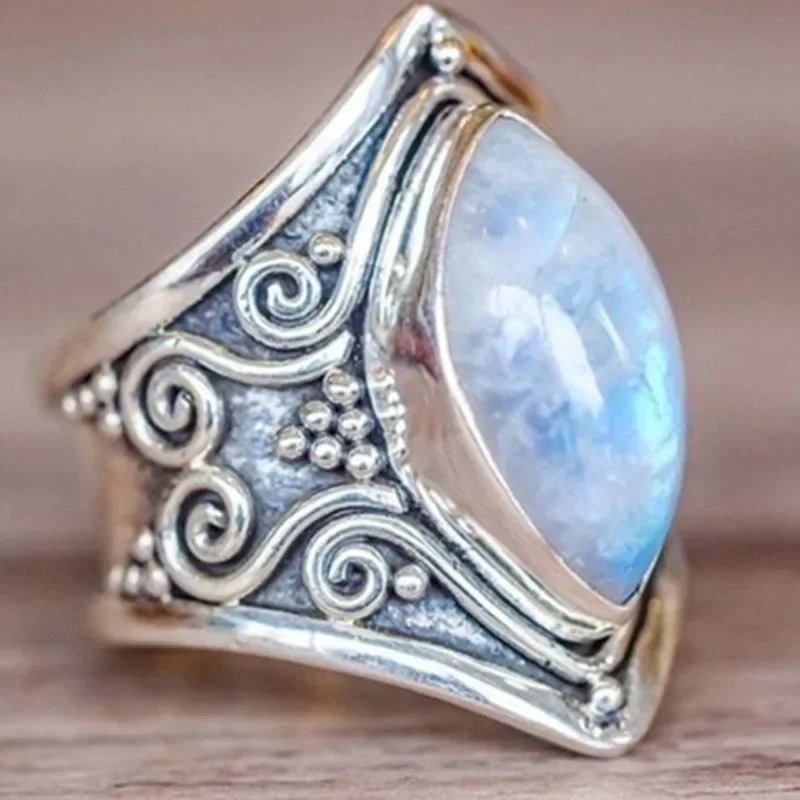 Milangirl Retro Tibetan Big Healing Crystal Rings For Women Boho Antique Indian Moonstone Ring Fine Jewelry Girls Ladies Jewelry