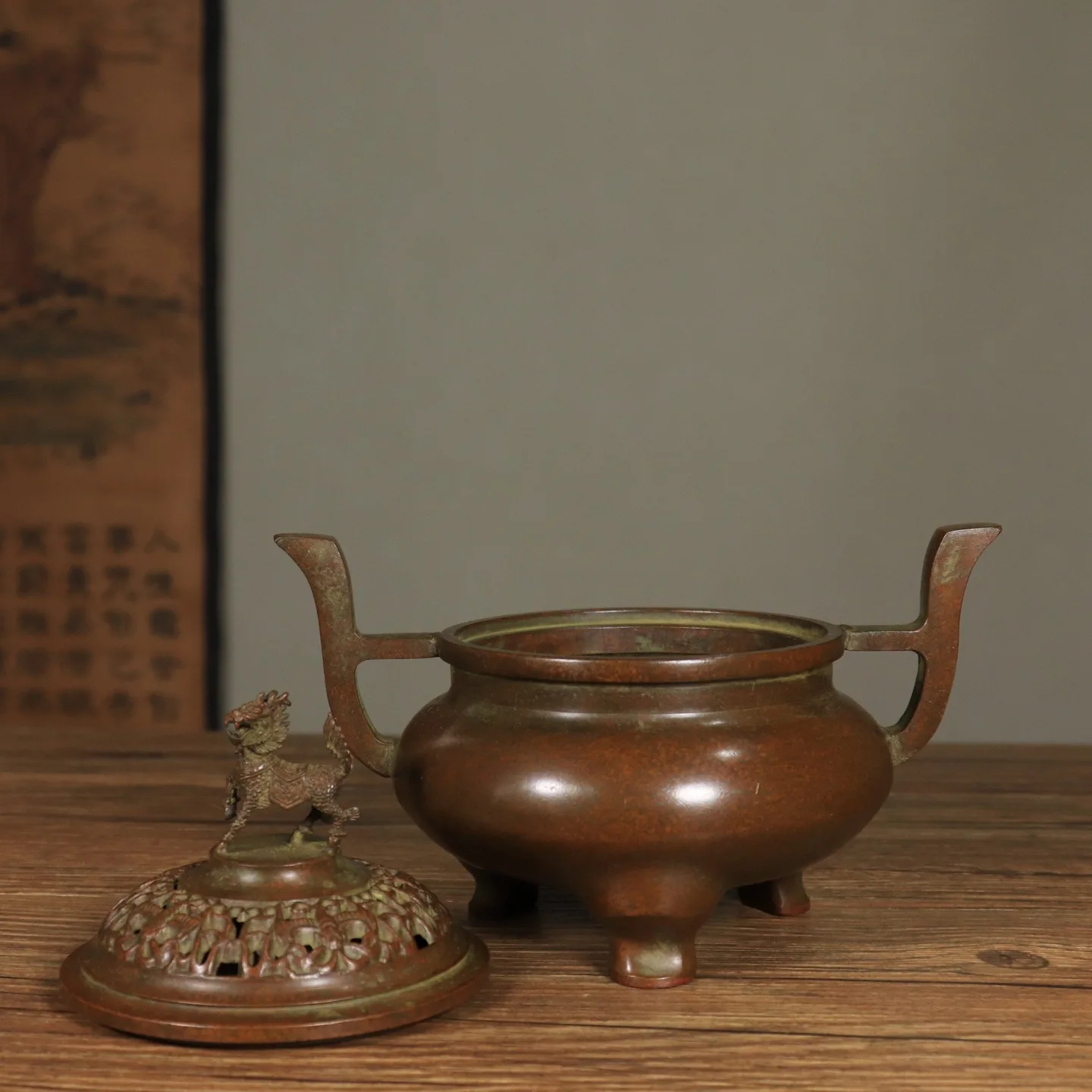 Vintage Copper Qilin Tripod Censer Home Living Room Decor Aromatherapy Art Chinese Antique Collectible Decorative Ornament Gift