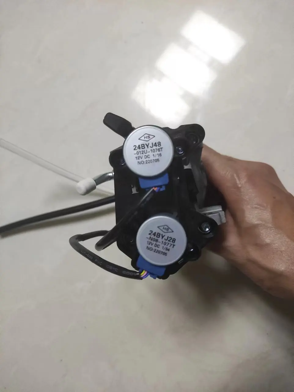 Imagem -02 - Dji Plant Protection Uav Acessórios D9000i Carga de Combustível T30 Gerador Carburador Componentes Cp. 0000381