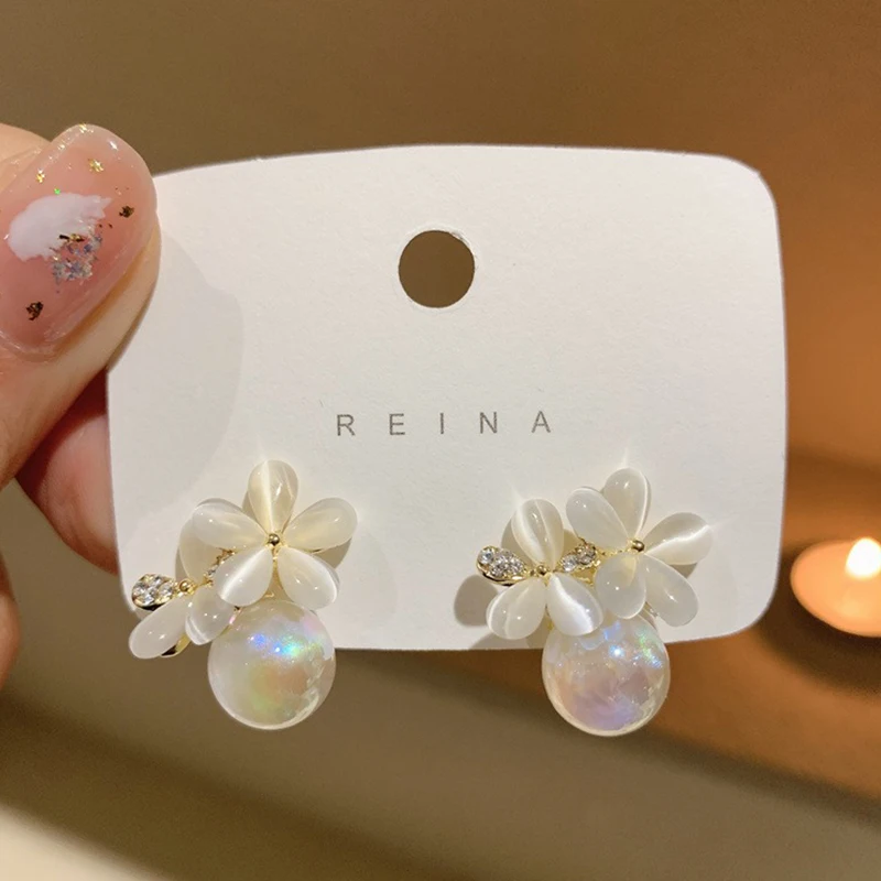 1Pair Opal Pearl Earrings Flower Shaped Light Luxury High-end Studs Earring For Women All-match Fashion Ear Piercing Jewelry