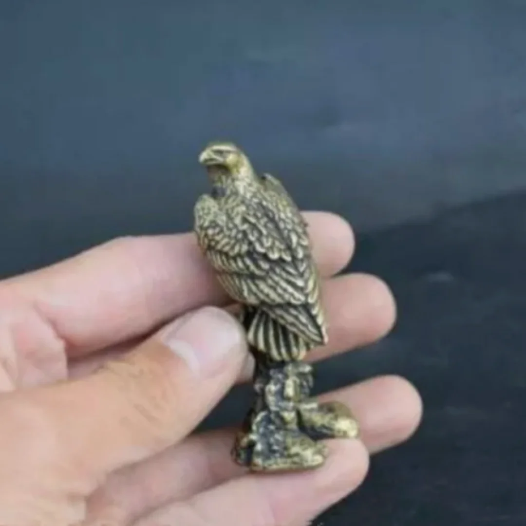Chinese Collection old Asian archaize old brass eagle small statue pendant