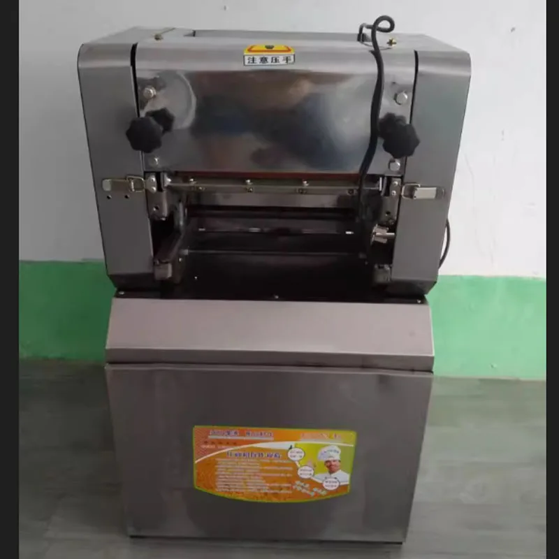 التلقائي الكهربائية الدقيق العجين العجن المعكرونة الطازجة الصحافة العجين آلة ضغط البيتزا