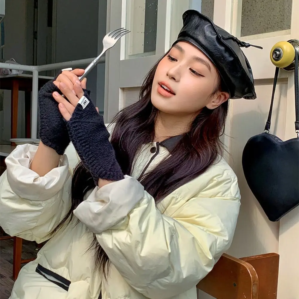 Simple Warm Touch Screen Half Gloves Thicken Korean Conch Knitted Gloves Creative Short Winter Shell Gloves Girls