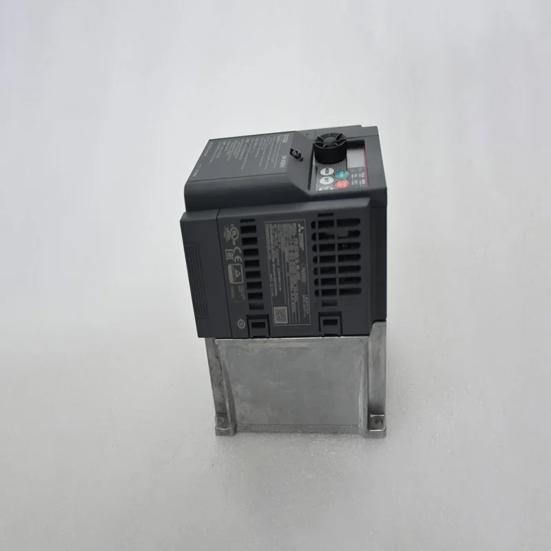 In stock frequency inverter FR-ABR-2.2K