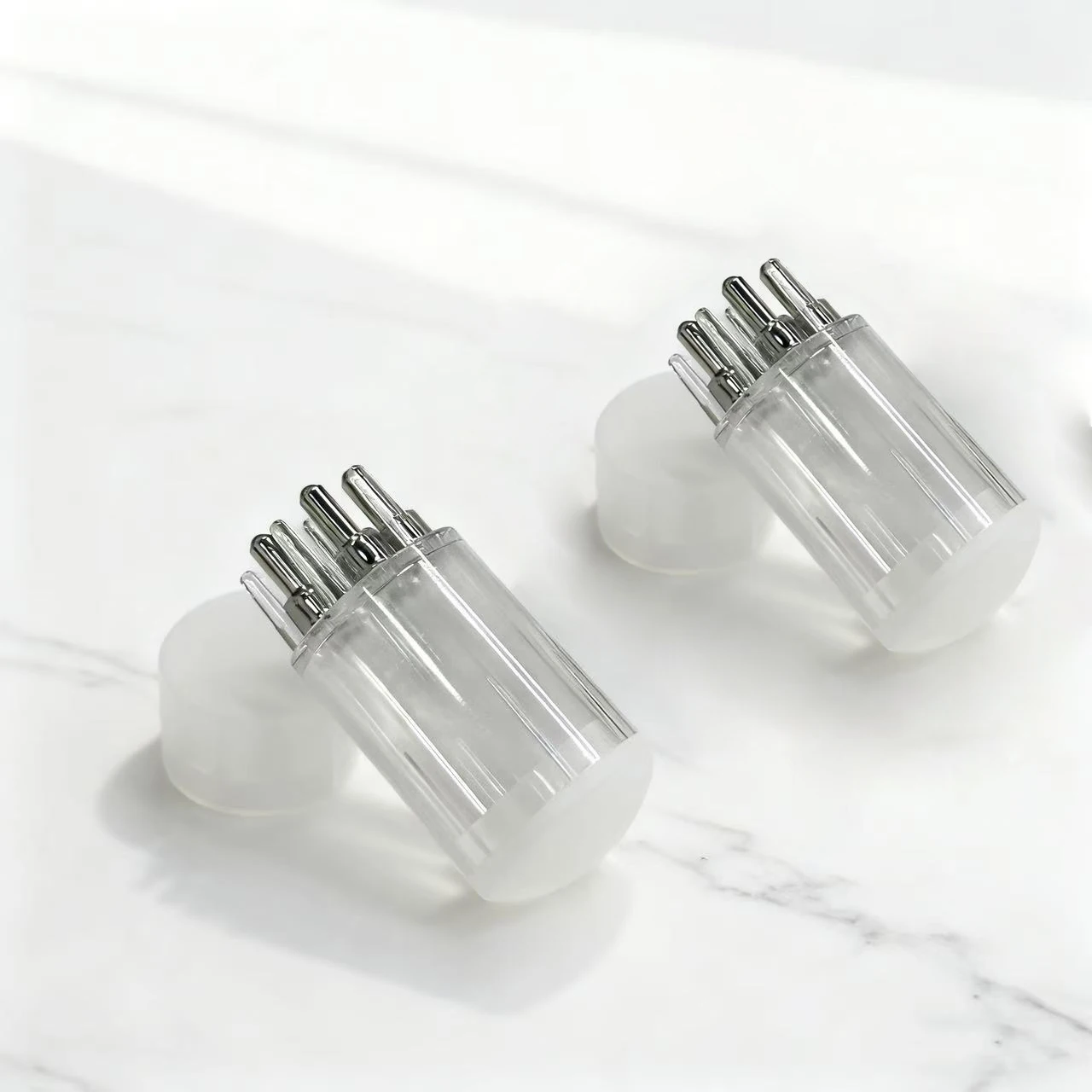 5 Roller Balls Scalp Applicator Bottle 10ml, Metal Spring Tip Hair Oil Serum Dispenser for Hair Root Massage Hair Growth Care