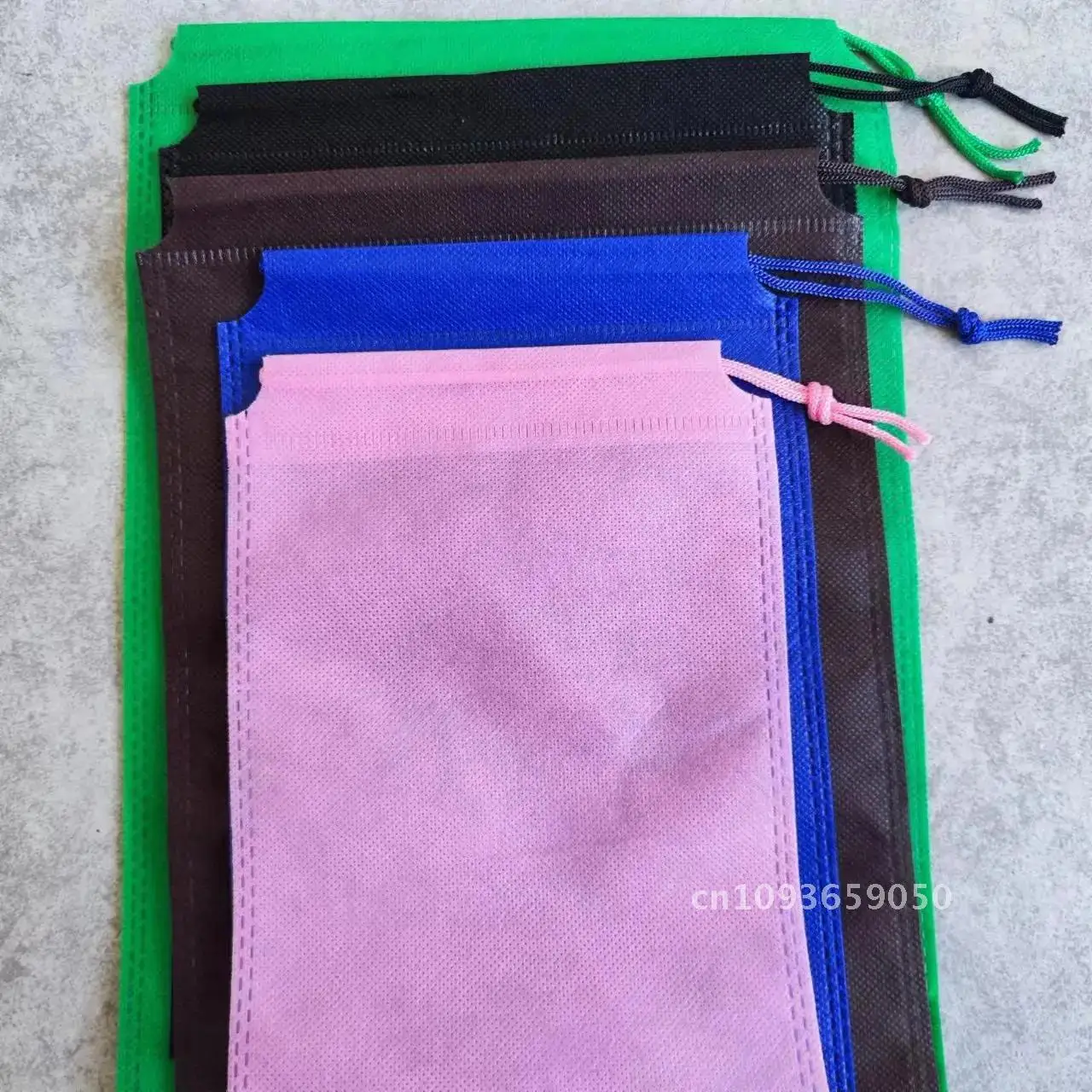 

50Pcs Home Garden non-woven Shoes bags Travel Shoes Organizer Bags Storage Bag Drawstring Dustproof Bags Color Toy Storage