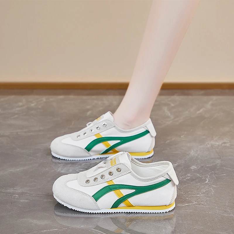 أحذية جديدة لعام 2025 بتصميم أنيق وارتداء مريح مع قدرة نفس ممتازة تتميز بشعبية كبيرة بين الشباب