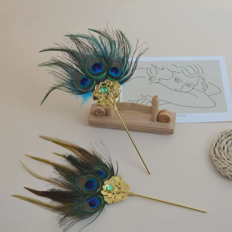 

Ethnic Dance Peacock Feather Headdress Hair Stick Vintage Ornament with Tassel for Scenic Area Photo Shoot