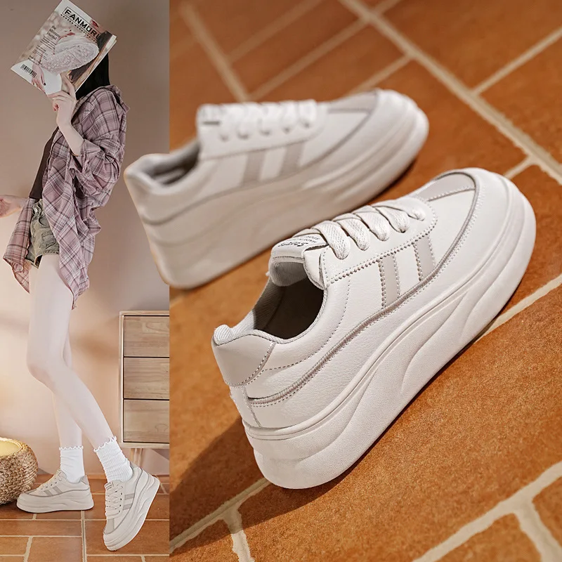 

Women Shoes Fashionable and Comfortable New Korean Version Ins Female Student Thick Soled Sports and Leisure Board Shoes