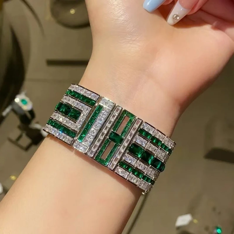

BELLUX Luxury Wide Edition Bracelet S925 Silver Synthetic Zircon Emerald Fashion Full Diamond Fine Bracelet