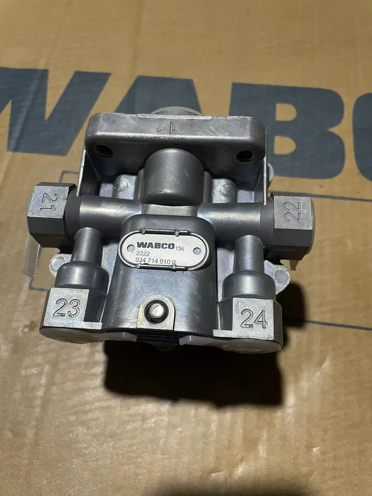 

9347140100 Quadruple Protection Valve