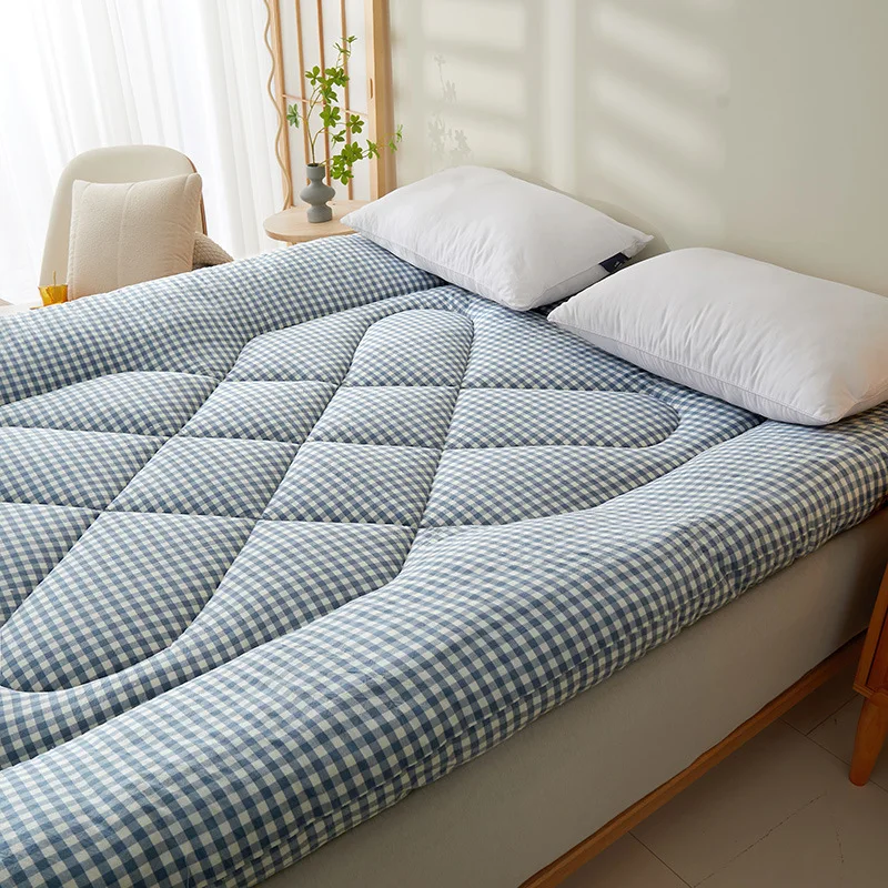 

Bonenjoy 1pc Mattress Topper Quilted Mattress Cartoon Style Bed Mat 매트리스 Soft Filling Folding Mattress Home Bed Pad