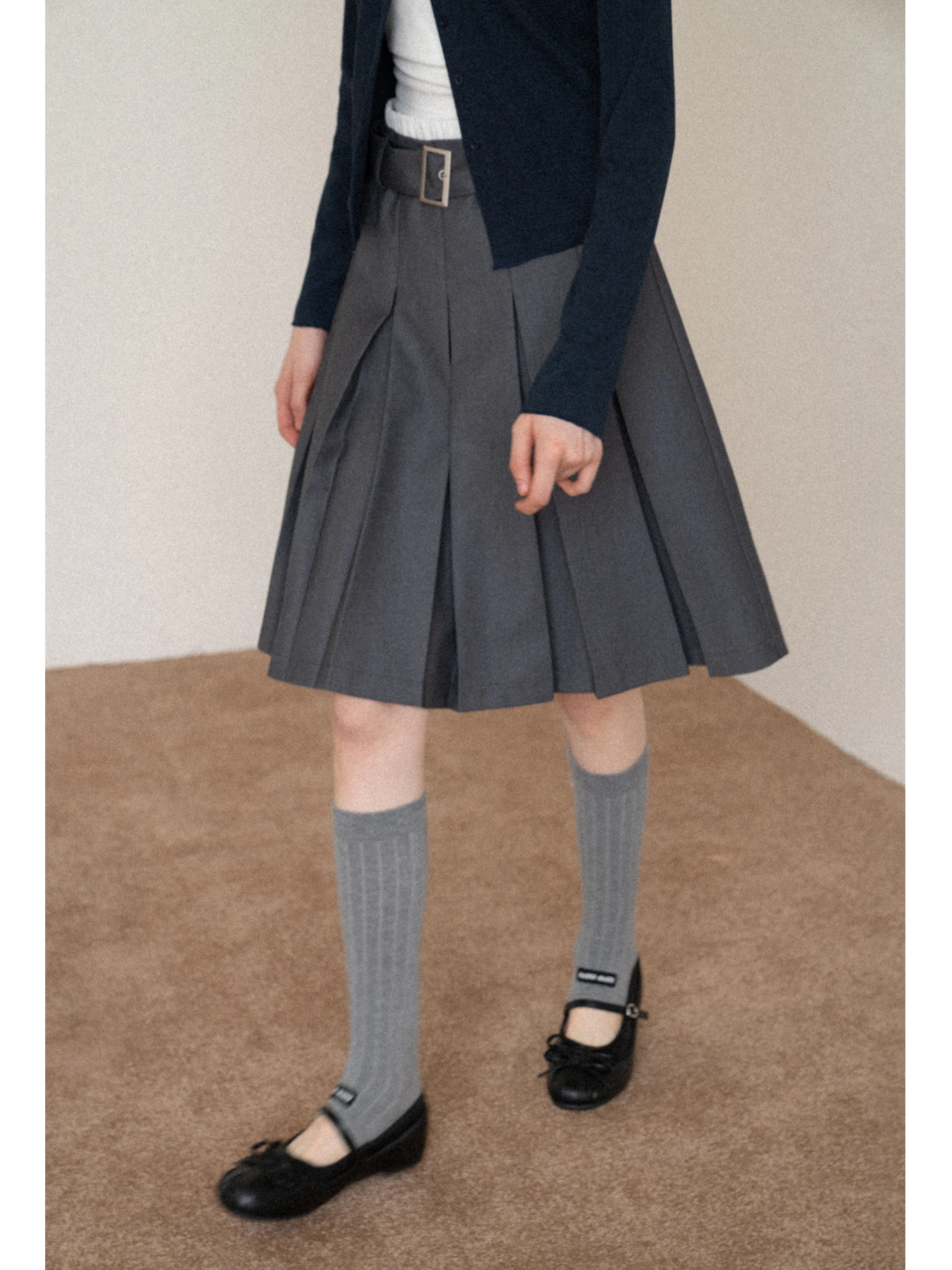 

Повседневная плиссированная юбка Miu Sle с высокой талией, утягивающая юбка-миди трапециевидной формы от EGGKA, юбка-трапеция из смеси полиэстера с высокой талией