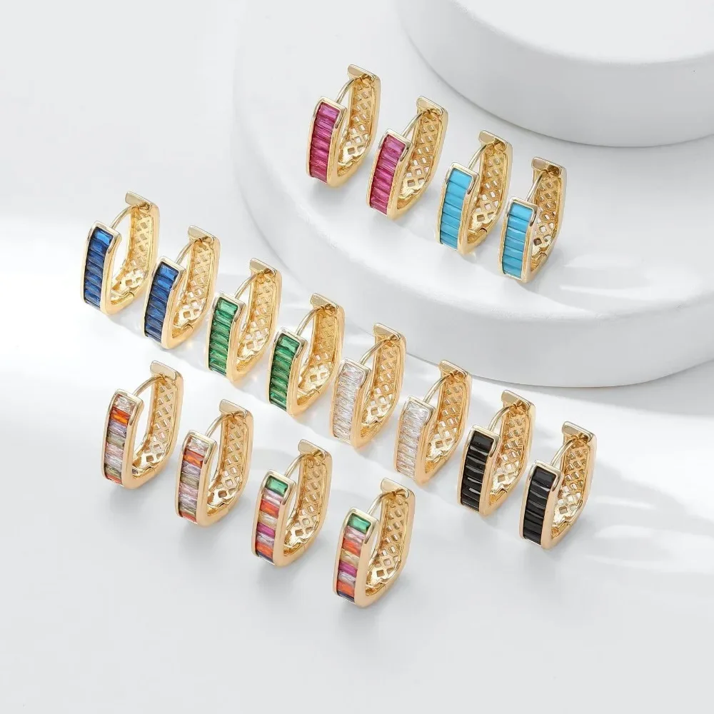 

High quality earrings. Colorful cubic zirconia jewelry. Fashionable and elegant U-shaped design jewelry. Small and cute earrings
