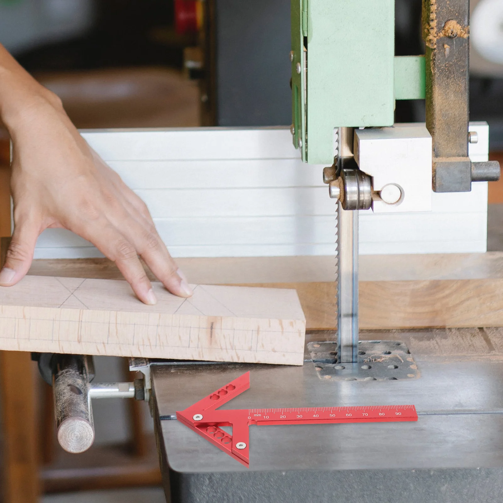 

Multi-Function Wood Scribe Center Line Marking Tool Center Durable Plastic Scribing Tool Woodworking Accessories
