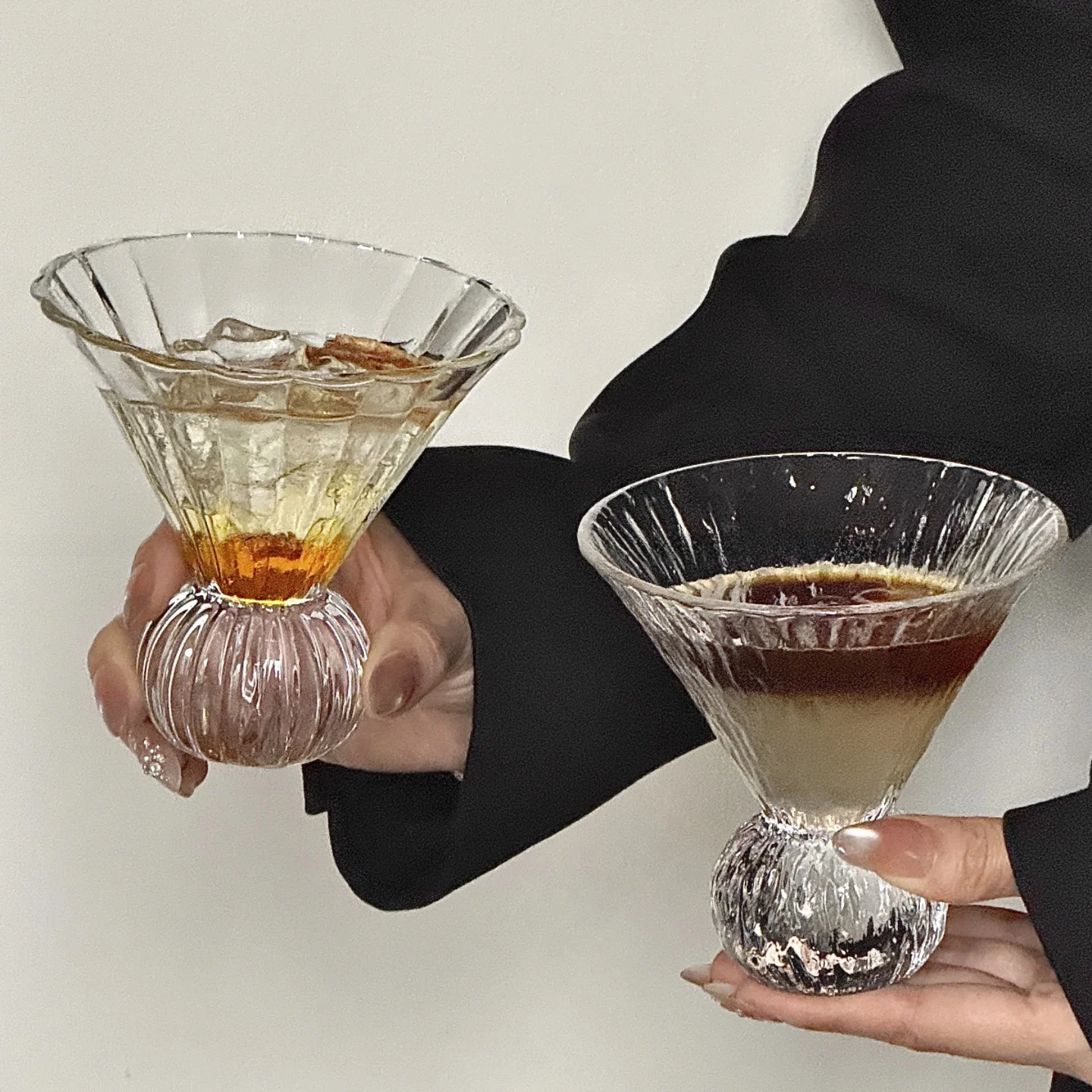 Premium Thick Glass  Cup Cocktail Champagne Glass round Ball Short Foot Coffee Juice Wine Glass Vintage Style Kl25918