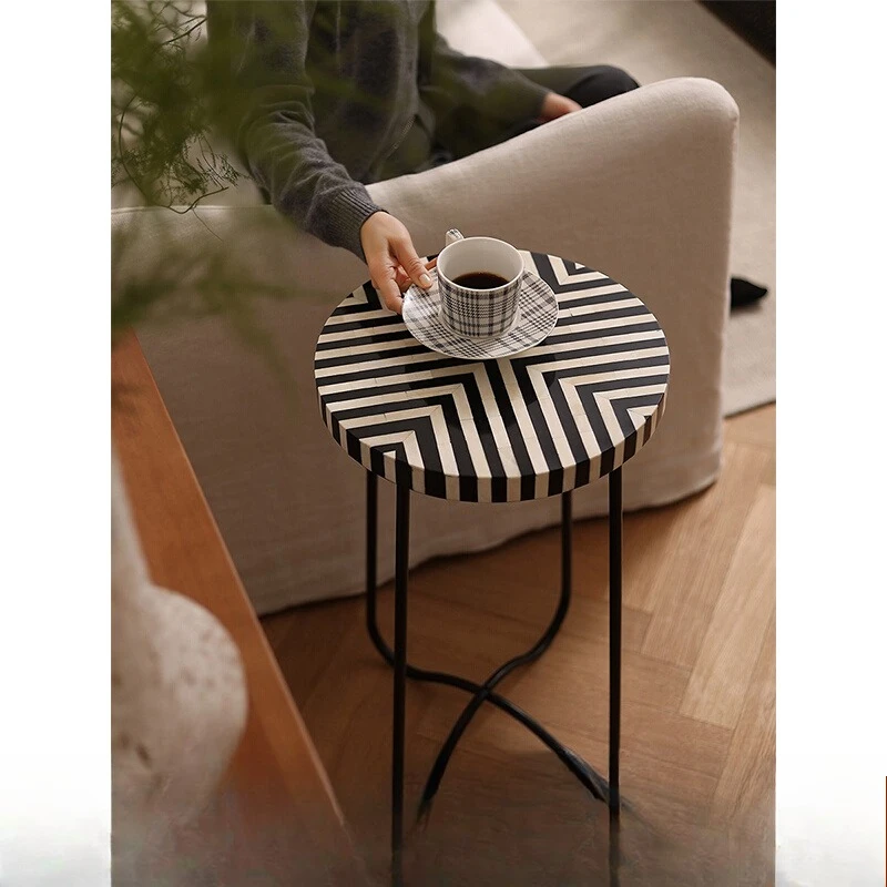 

Black and white cow bone splicing retro niche side table living room sofa round coffee table art decoration