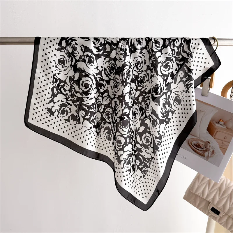 

Luxury New Printed Scarves Women's Silk Scarf Spring and Summer Floral Decorations Small Neckties Hairbands Bags Wholesale