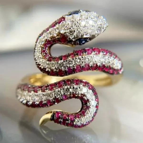 Schillernder Eingelegter Weiß-Roter CZ Schlangen-Damenring Retro Goldfarben Geometrisch Tägliches Tragen Party-Schmuck Jubiläumsgeschenk