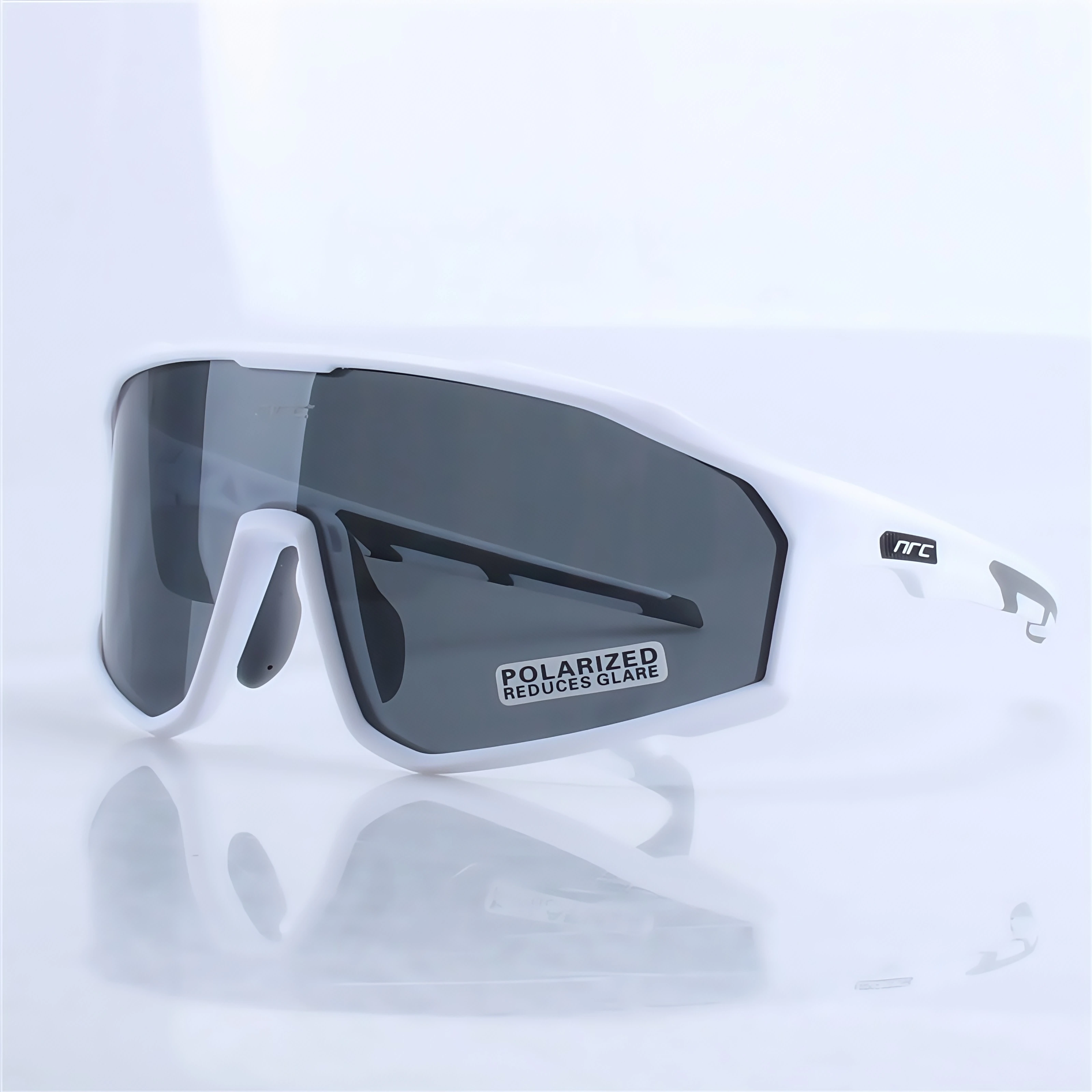 Variant: D Polarized no box