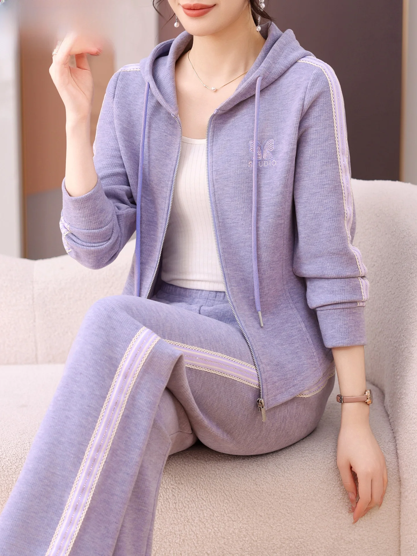 

Casual Sportswear Set for Middle-Aged And ly Women Spring Autumn 2025 New Sle Zipper Closure Long Pants Two-Piece Suit