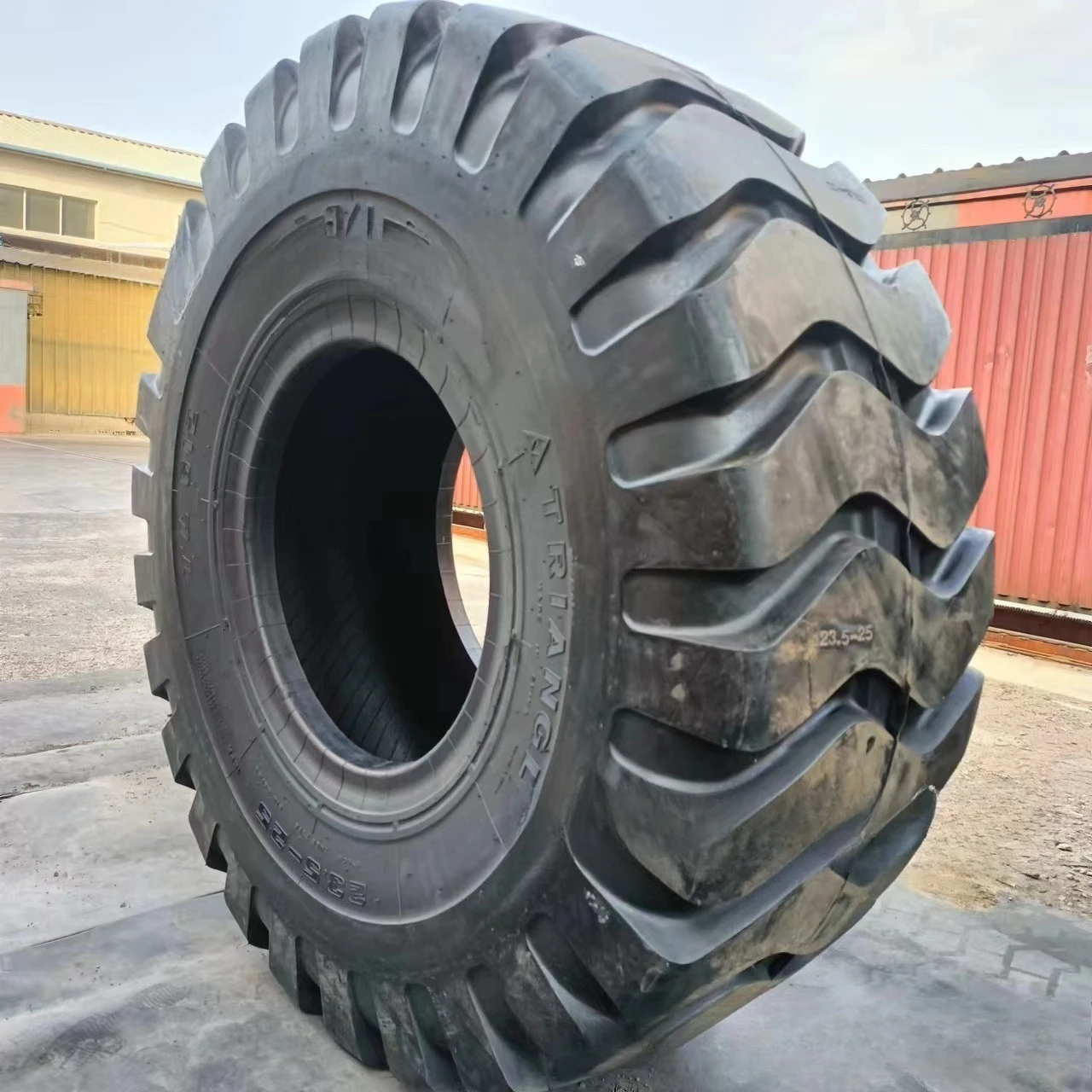 17.5/20 5/26.5/29.5-25 E3/L3 موجة 23.R25 مثلث 23.5-25 إطارات