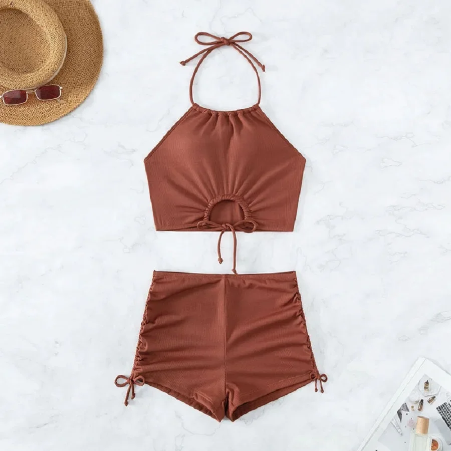 Costume da bagno bikini da spiaggia sportivo ad angolo piatto con spacco all'americana in tinta unita da donna