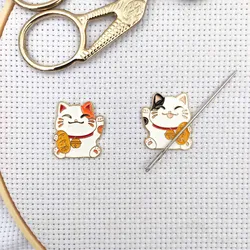 Fortune Cats Magnetic Needle Minders for Cross Stitch Set Sewing Magnet Needle Keeper Finder Embroidery Accessories Needle Nanny